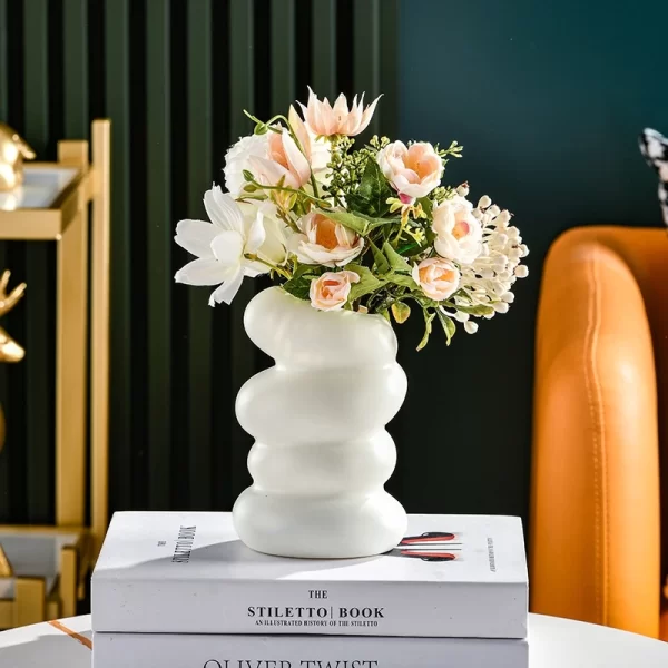 Plastic Spiral White Flower Vase